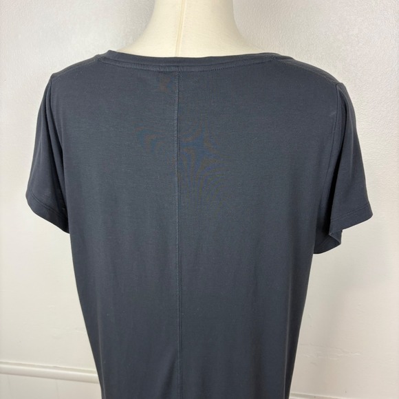 Athleta Stratus II Tee Shirt Size M Black Short Sleeve Scoop Neck Gym Yoga Sport - Picture 8 of 13